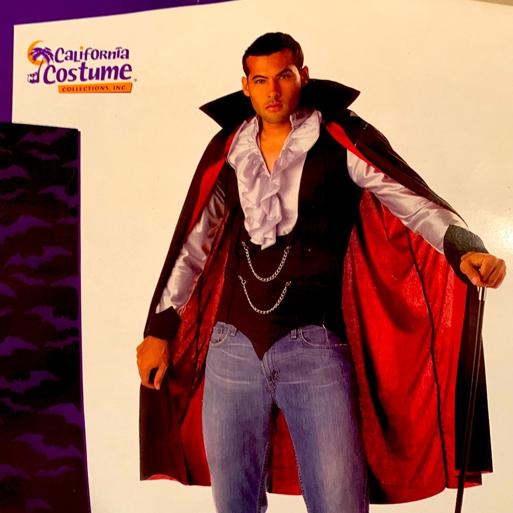 Halloween Men’s Vampire Costume